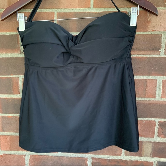 Catalina Black Swimsuit Top Women’s US small NEW - Picture 3 of 8